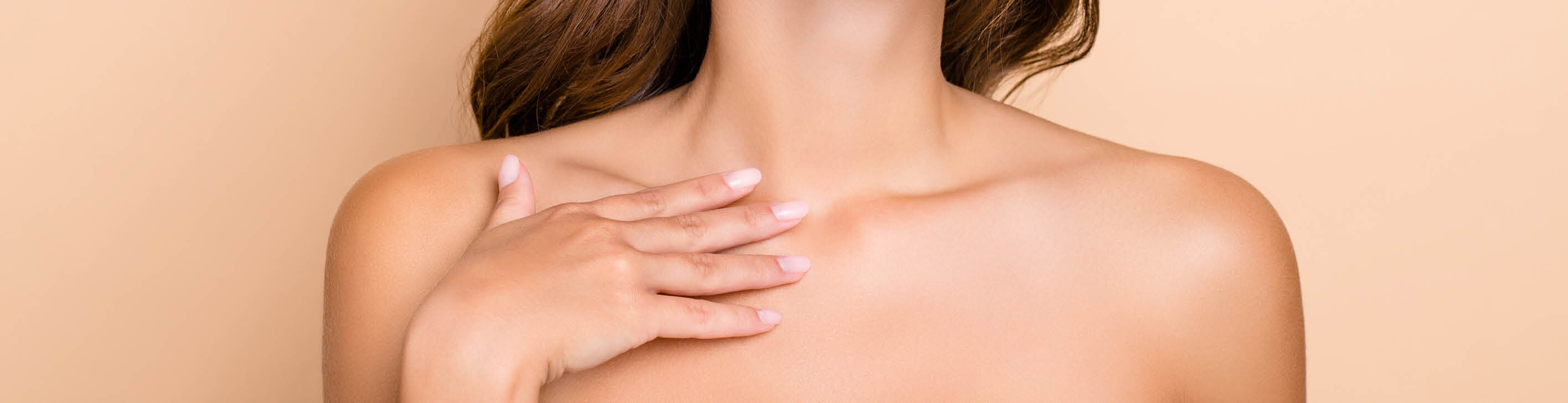 Schöne Aussichten: Verwöhnmomente für Hals und Décolleté